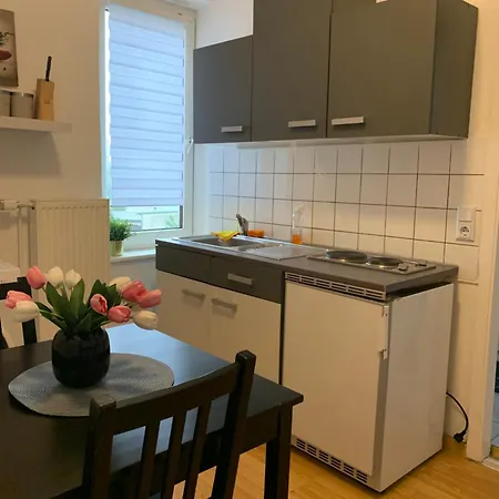 Praktische Direkt Am Hauptbahnhof Apartmán Neumünster